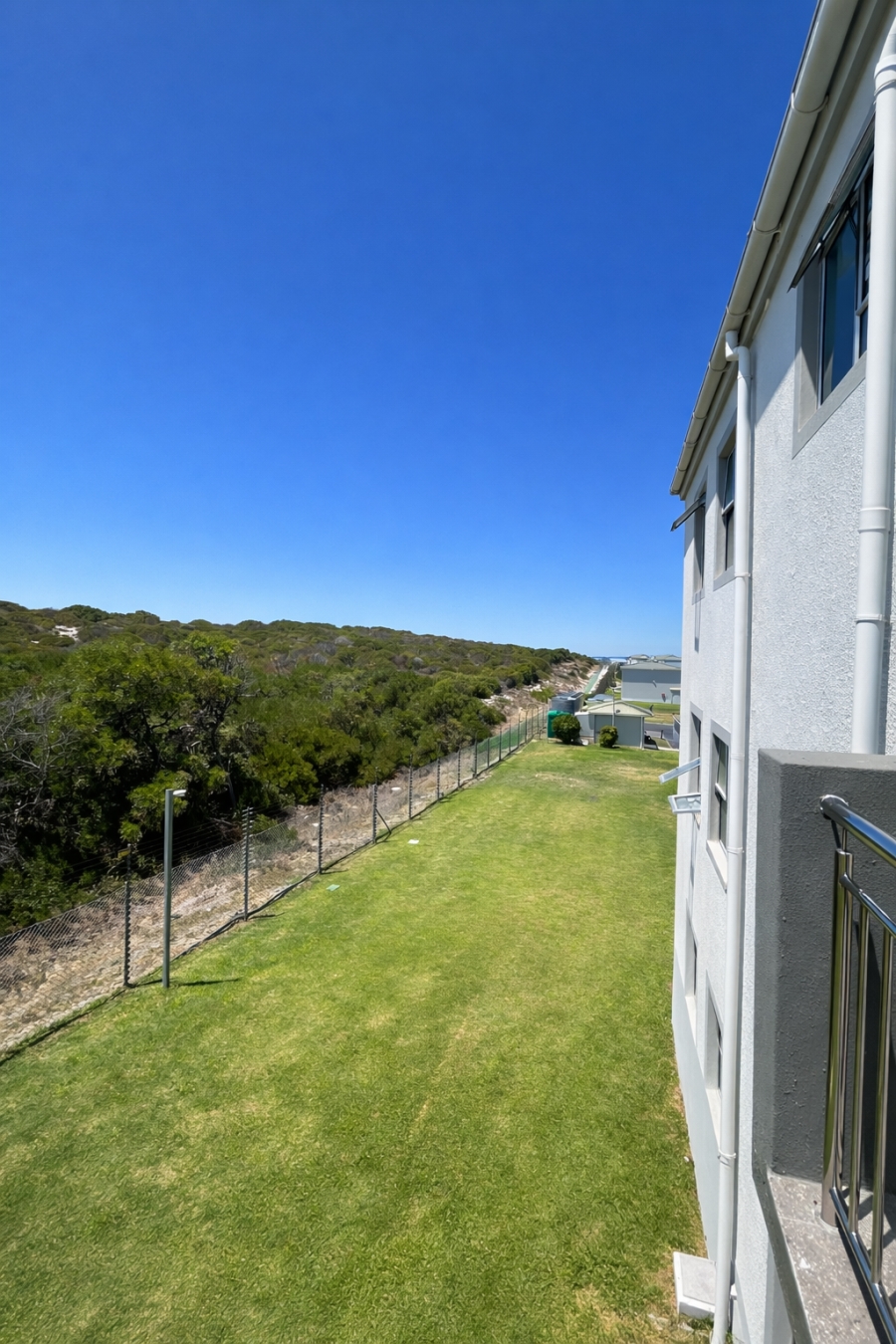To Let 2 Bedroom Property for Rent in Big Bay Western Cape